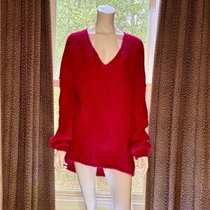 Free People V-neck Sweater Size Medium Beautiful deep pink color